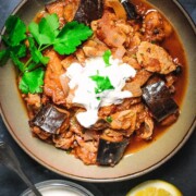 Orientalisches Lamm mit Aubergine mit Joghurt