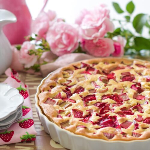 Rhabarber-Erdbeer-Clafoutis