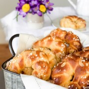 Hefekränze für einen leckeren Osterbrunch