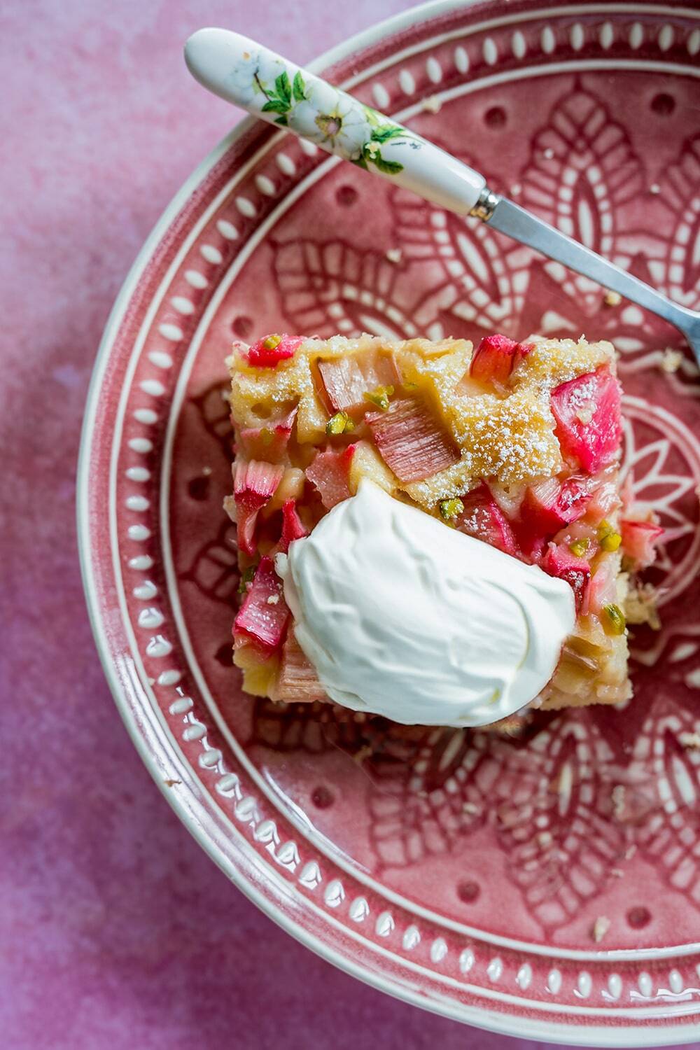Fluffiger Rhabarberkuchen