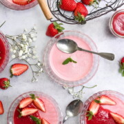 Rhabarber-Erdbeer Panna Cotta