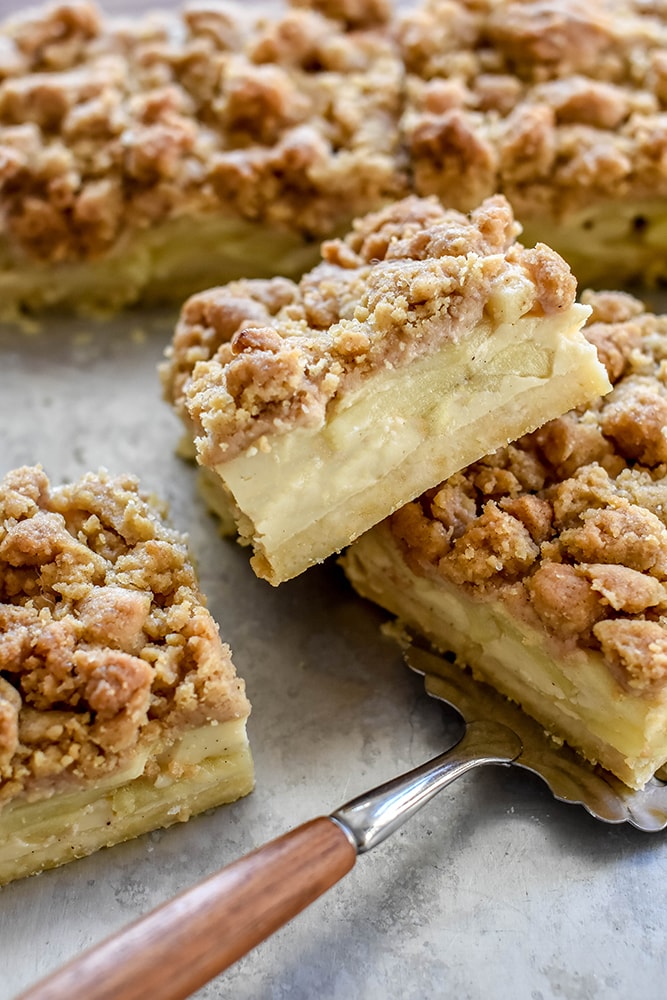 Apfelkuchen Vom Blech Mit Pudding Und Streusel Home And Herbs