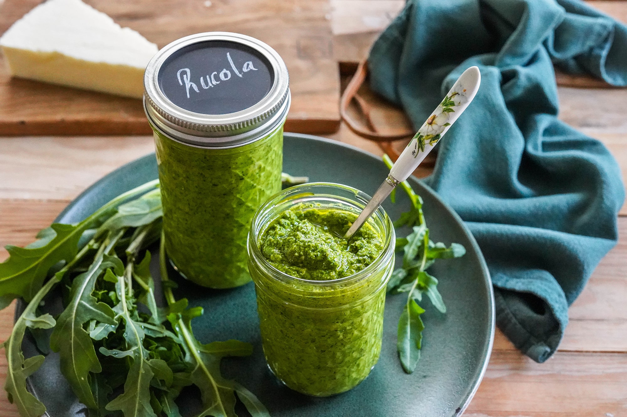 Rucola-Pesto - einfach und schnell zubereitet - Home and Herbs