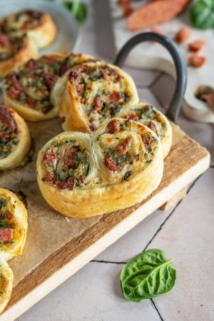 Blätterteig-Spinat-Schnecken