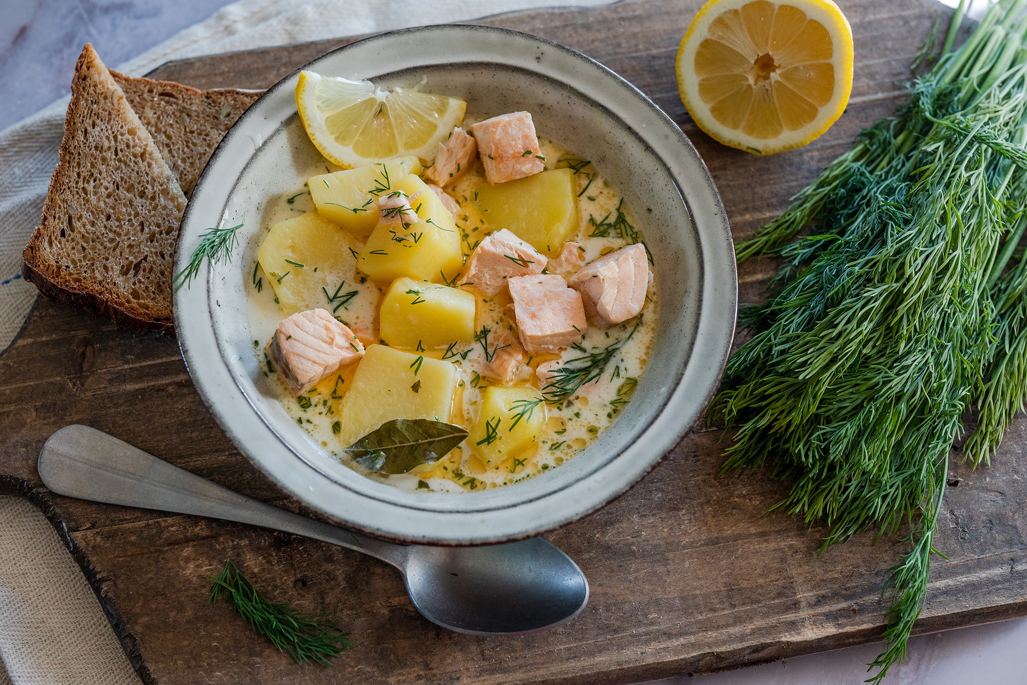Finnische Lachssuppe - Lohikeitto - Home and Herbs